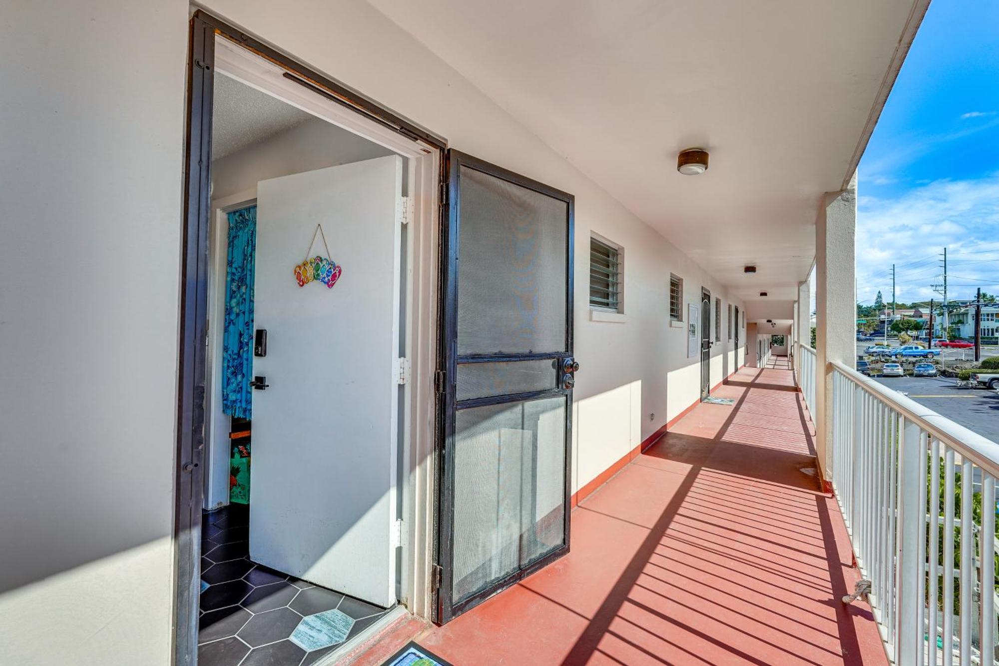Kailua-Kona Condo With Balcony Walk To The Beach! Dış mekan fotoğraf